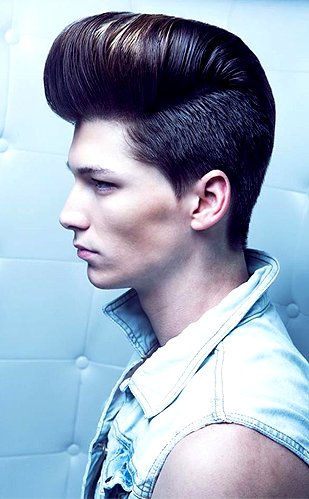Men hairstyling